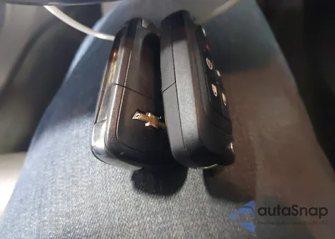 2013 Chevrolet Volt z USA, uszkodzony, nr VIN 1G1RB6E48DU125643